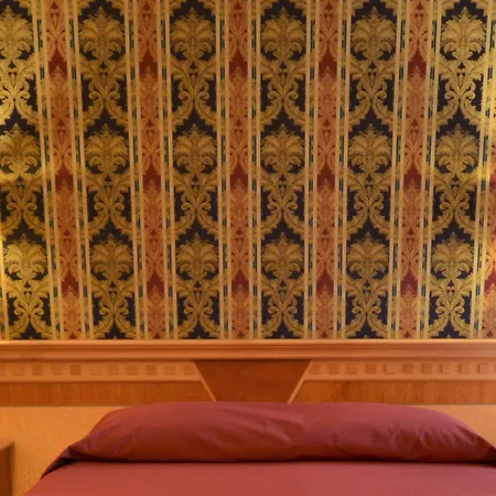 Ali - Palace Hotel 4*