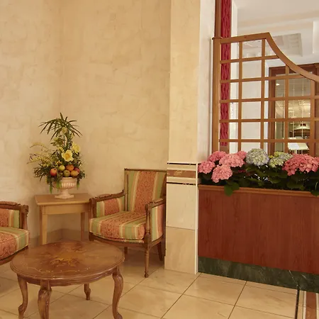 Palace - Alihotels Hotell 4*