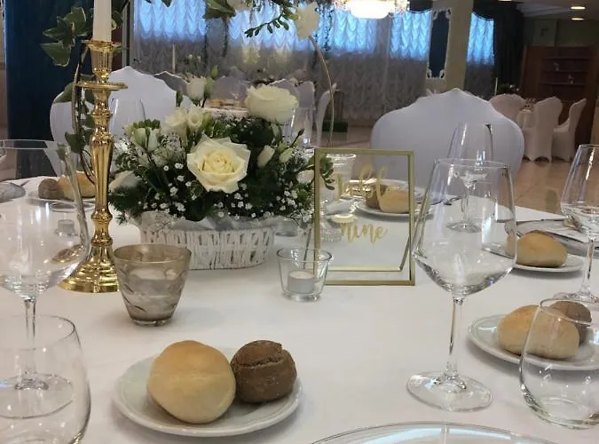 Palace - Alihotels Отель