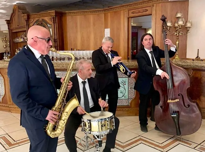 Palace - Alihotels Сан-Джованни-Ротондо