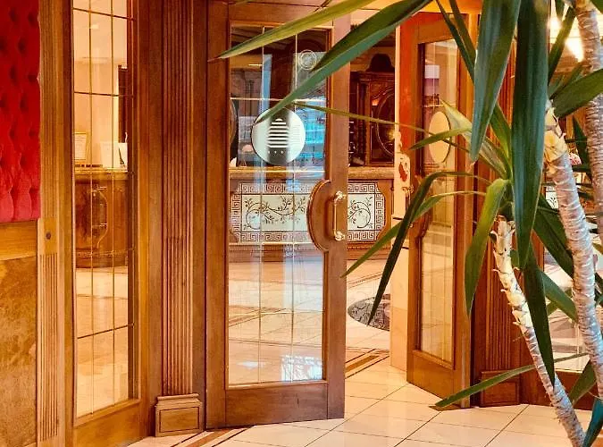 Palace - Alihotels 4*