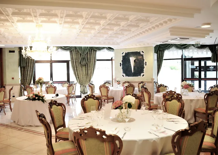 Palace - Alihotels 4*