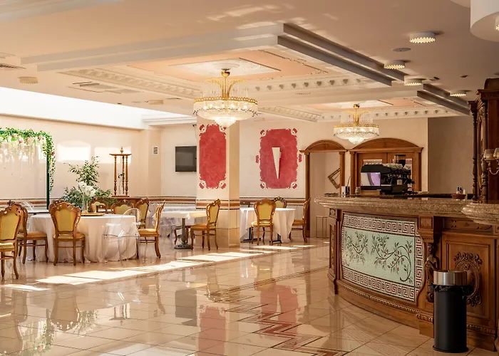 Palace - Alihotels Отель 4*