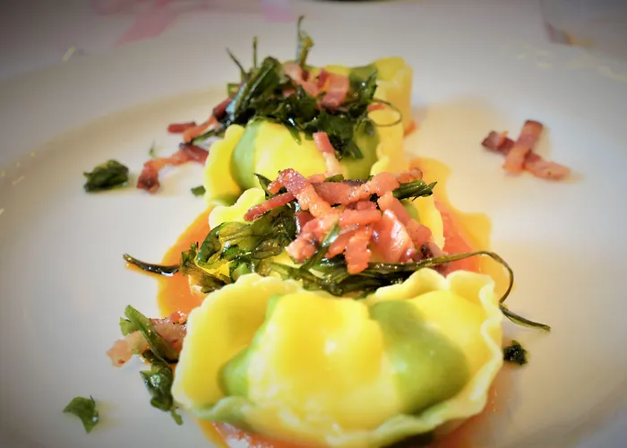 Palace - Alihotels Отель