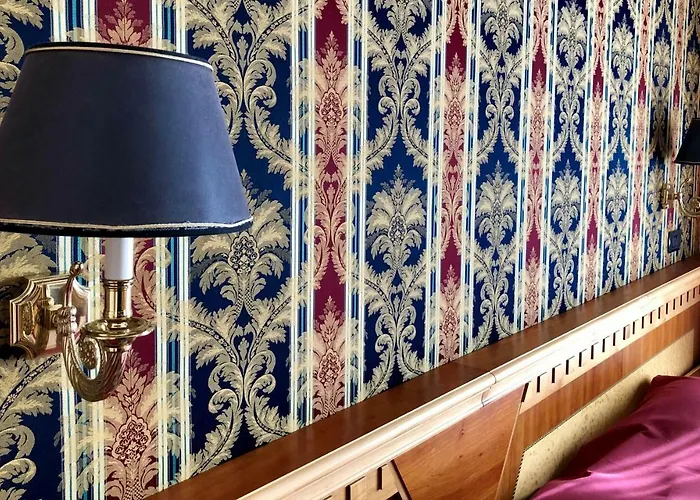 Отель Palace - Alihotels 4*