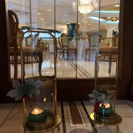 Palace - Alihotels