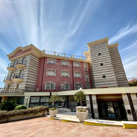 Palace - Alihotels Hotell 4*