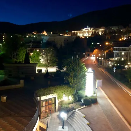 호텔 Palace - Alihotels 4*